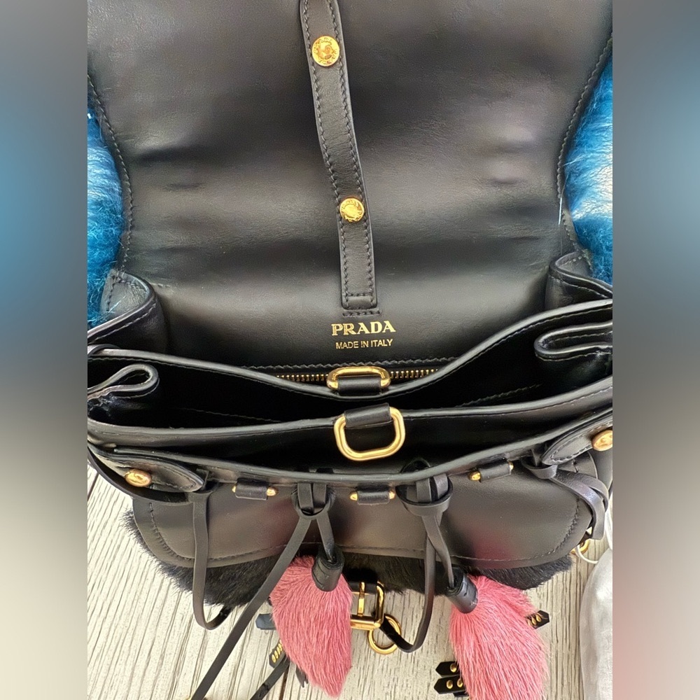 PRADA CORSAIRE FOX-FUR AND LEATHER SHOULDER BAG IN BLUE - Picture 8 of 13